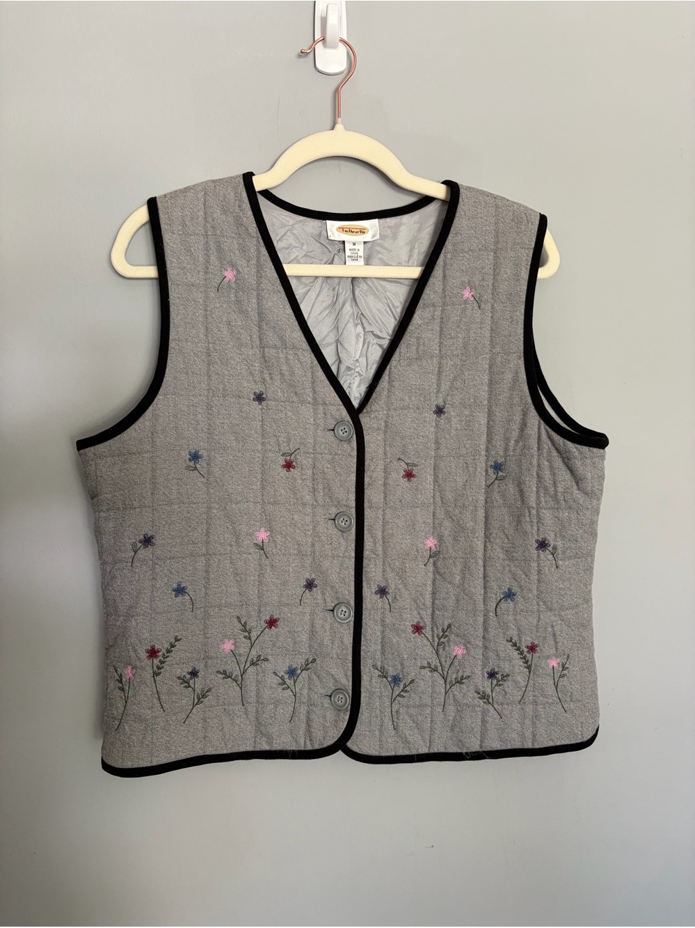 Talbots Embroidered Quilted Vest Women’s M Gray Floral 100% Cotton Cottagecore